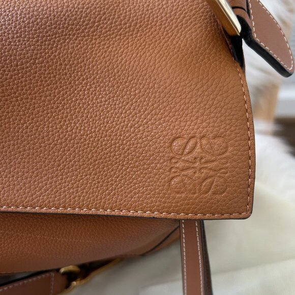 Loewe Edge Puzzle Bag, Large, Tan, with Dust Bag - Picture 2 of 15